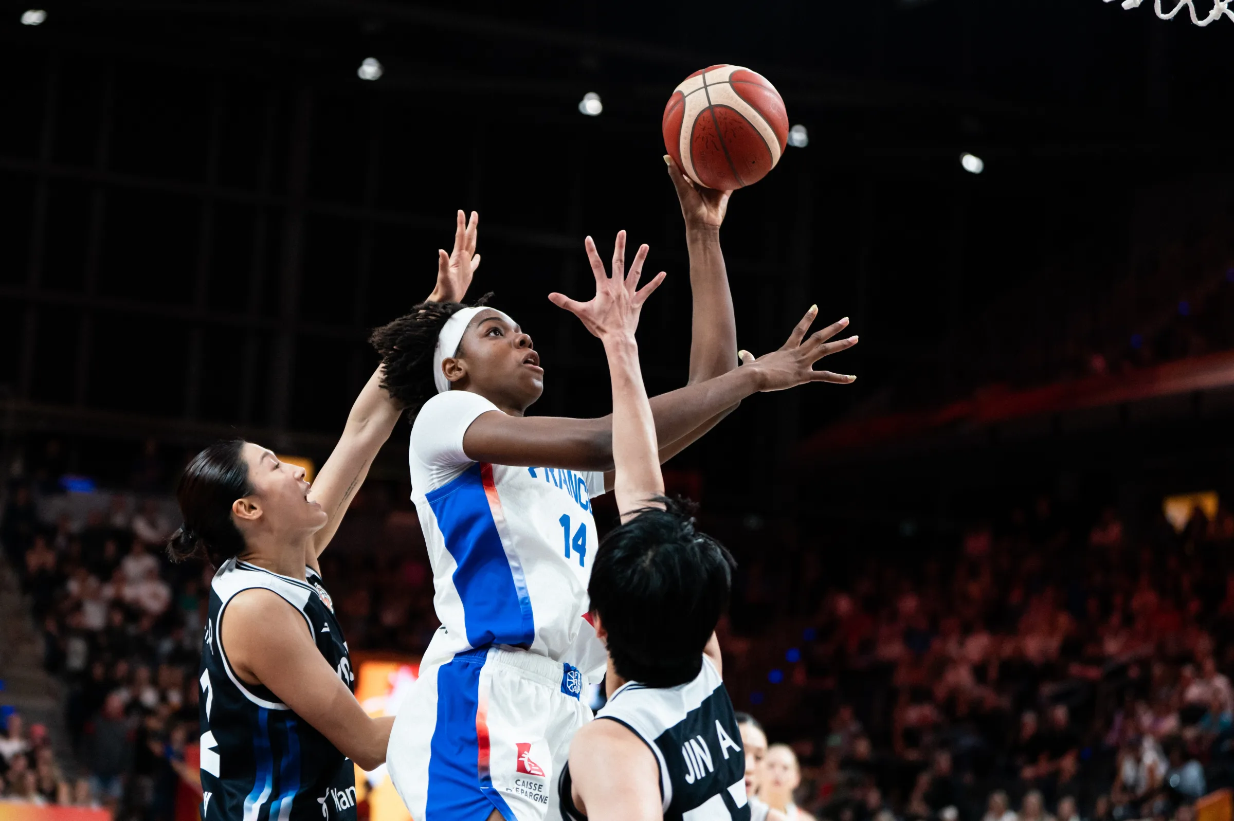 Dominique Malonga avec l’Équipe de France lors de la Coupe du Monde