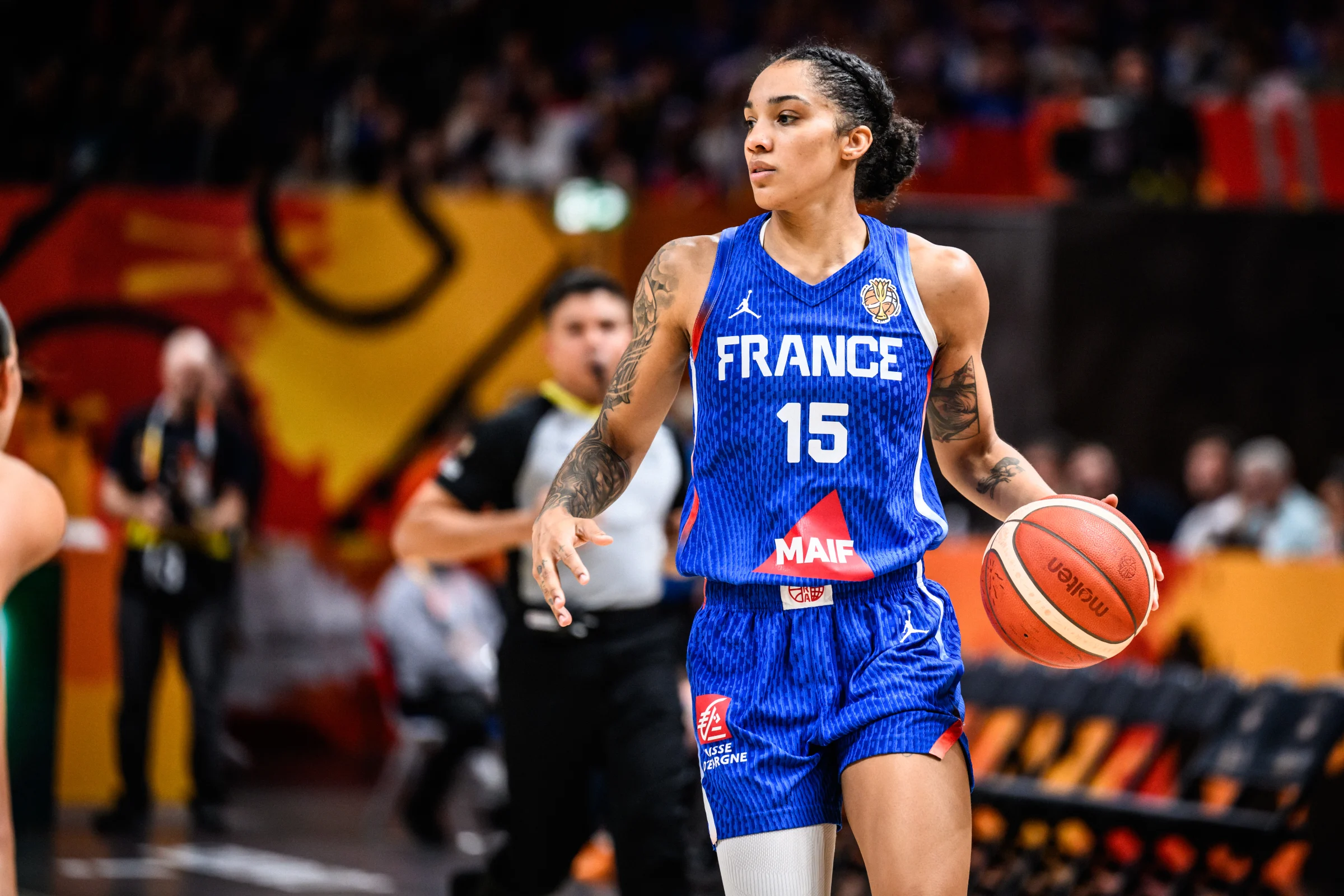 Jean-Aimé Toupane et l'équipe de France face à la Hongrie