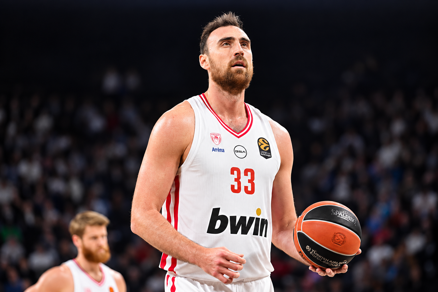 Nikola Milutinov avec l'Olympiacos en EuroLeague