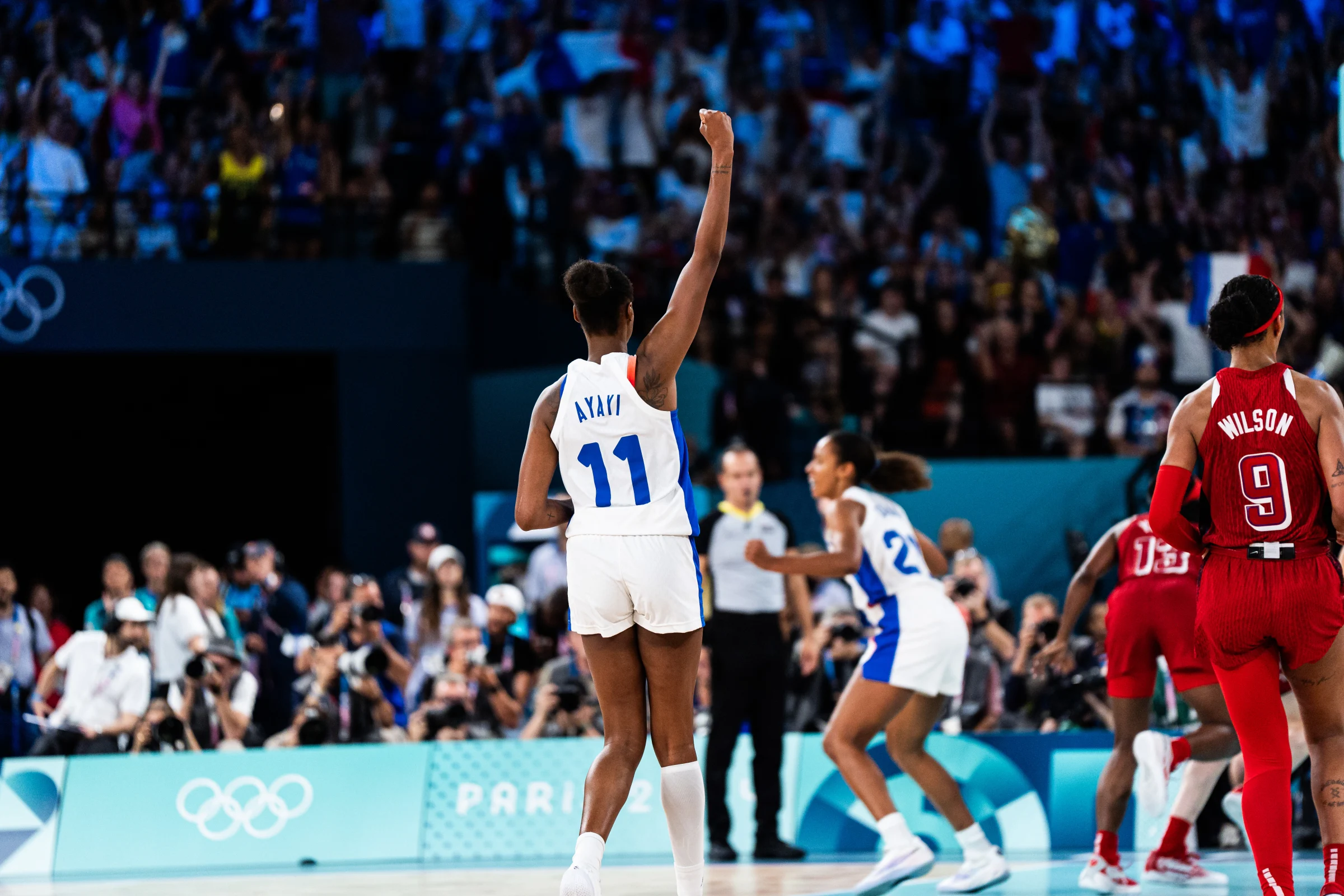 Valériane Ayayi lors de la finale olympique face aux États-Unis